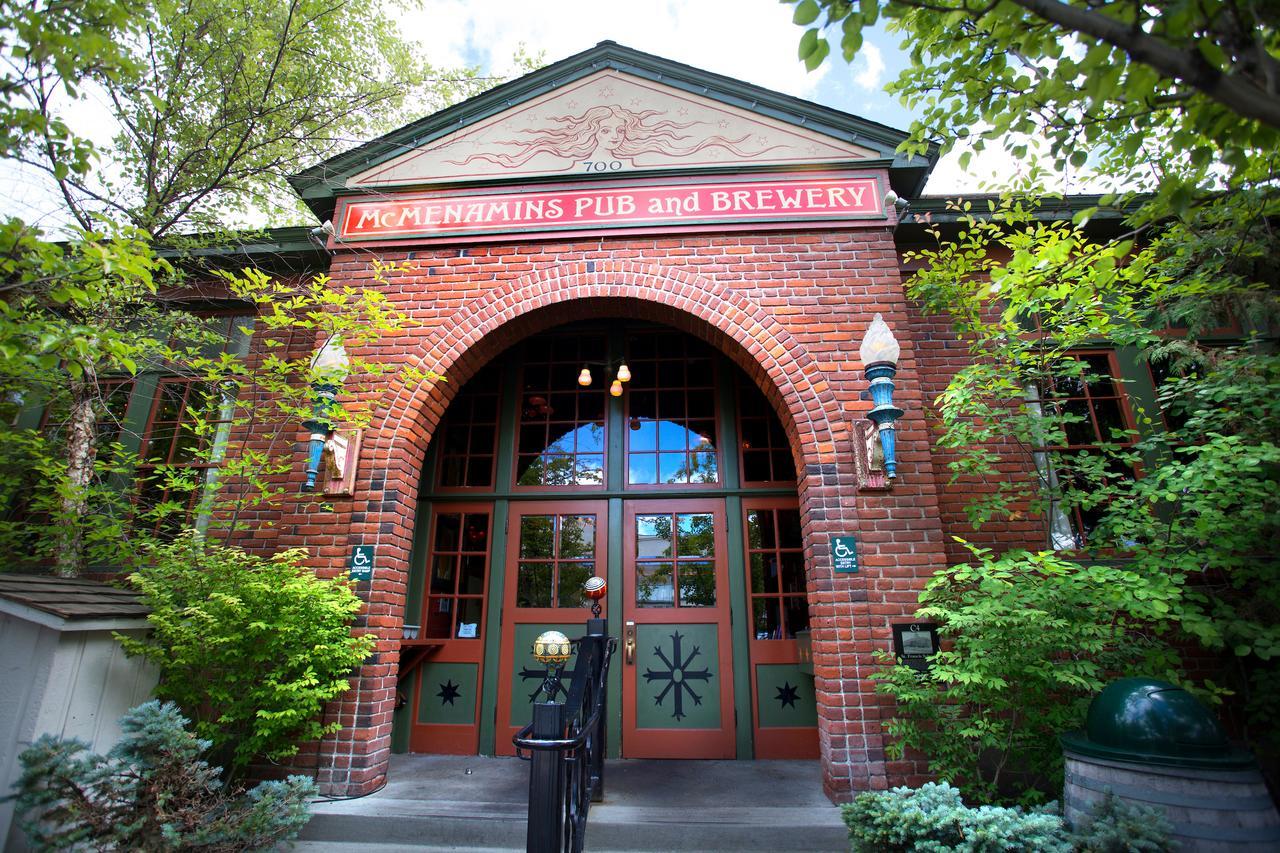 Mcmenamins Old St. Francis School Otel Bend Dış mekan fotoğraf